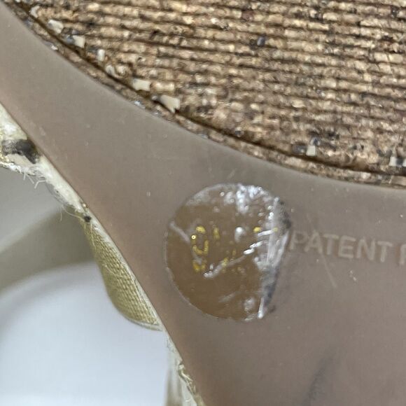 Vince Camuto Gold Espadrille Wedge Sandals Women’s 9M Stretch Strap Slip On - Picture 11 of 15